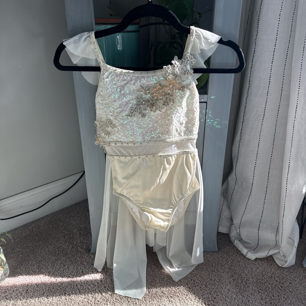 Cream Girls Lyrical Costume